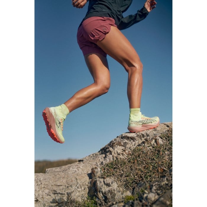 Asics Metafuji Trail 2 - Unisex Trail Running Shoes - Illuminate Yellow/Dark Aubergine - image 8