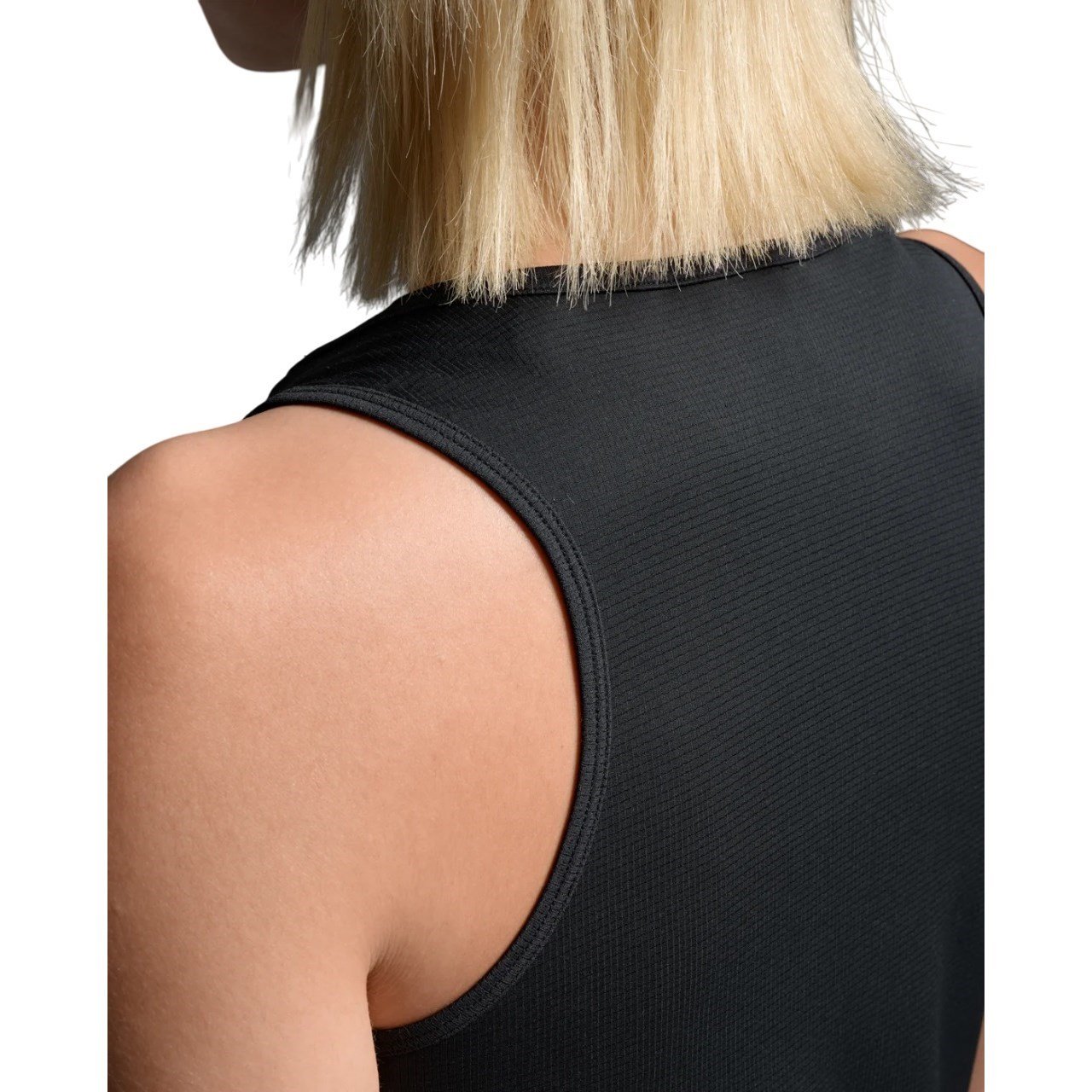 2XU Womens Aero Mesh Singlet - Black/Reflective Silver