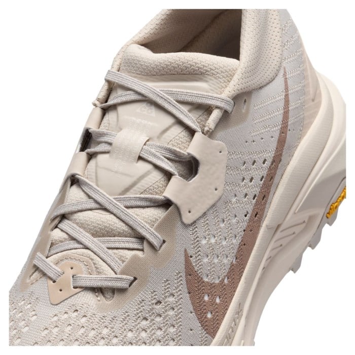 Nike ACG Zegama - Womens Trail Running Shoes - Cream II/Diffused Taupe/Light Orewood Brown - image 8