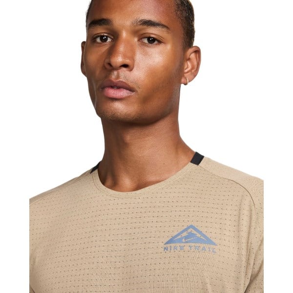 Nike Dri-Fit Trail Solar Chase Mens Trail Running T-Shirt - Khaki/Black
