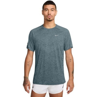 Nike Dri-FIT Stride ADV Running T-Shirt - Mens