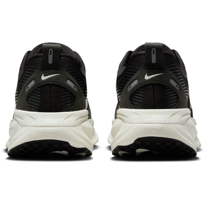Nike Vomero 18 - Womens Running Shoes - Black/Summit White/Coconut Milk