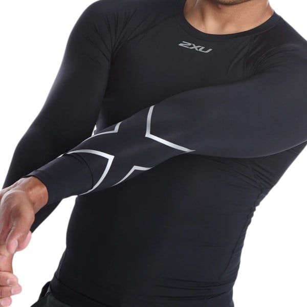 2XU Core Compression Mens Long Sleeve Running Top - Black/Silver