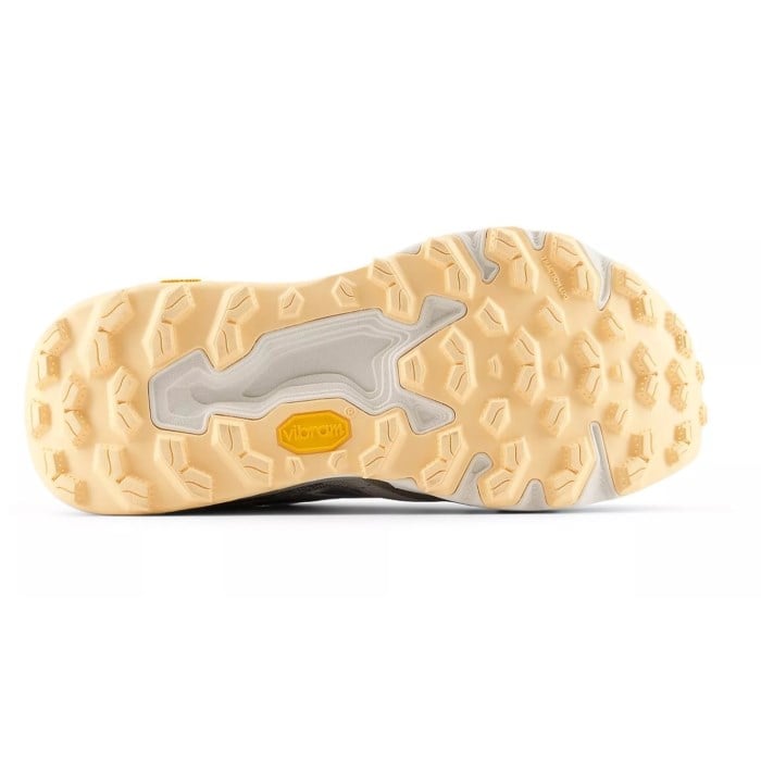 New Balance Fresh Foam Hierro v9 - Womens Trail Running Shoes - Sea Salt/White Peach