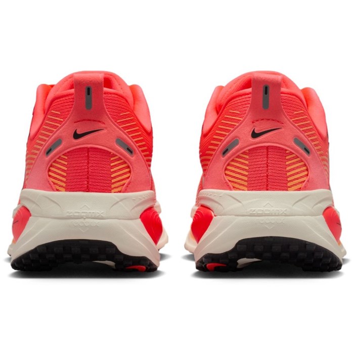 Nike Vomero 18 - Womens Running Shoes - Hot Lava/Black/Chalk/Orange Pulse