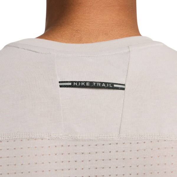 Nike Solar Chase ADV Running T-Shirt - Mens - College Grey/Black