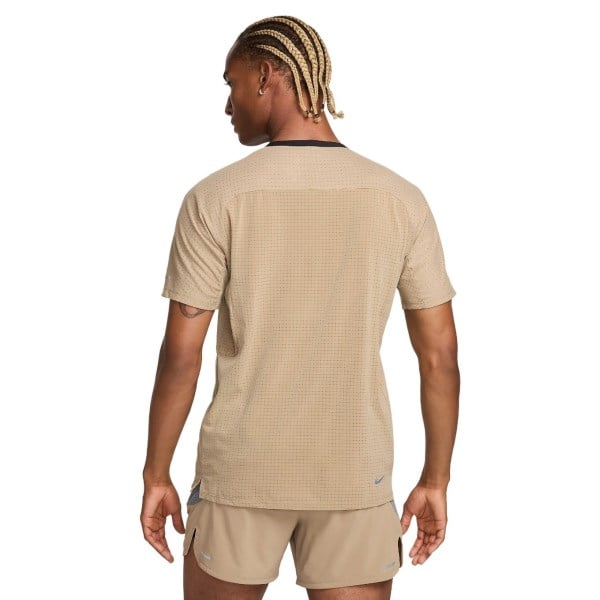 Nike Dri-Fit Trail Solar Chase Mens Trail Running T-Shirt - Khaki/Black