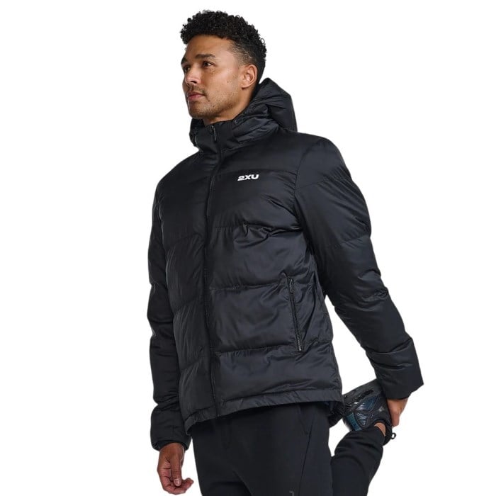 2XU Commute Insulation Mens Jacket - Black/White