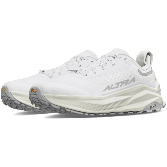 Altra Olympus 6 - Mens Trail Running Shoes - White/White