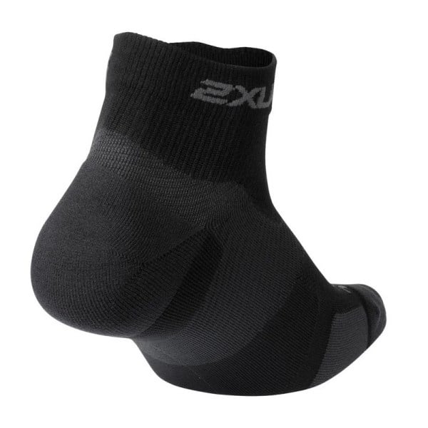 2XU Vectr Light Cushion 1/4 Crew - Unisex Running Socks - Black/Titanium
