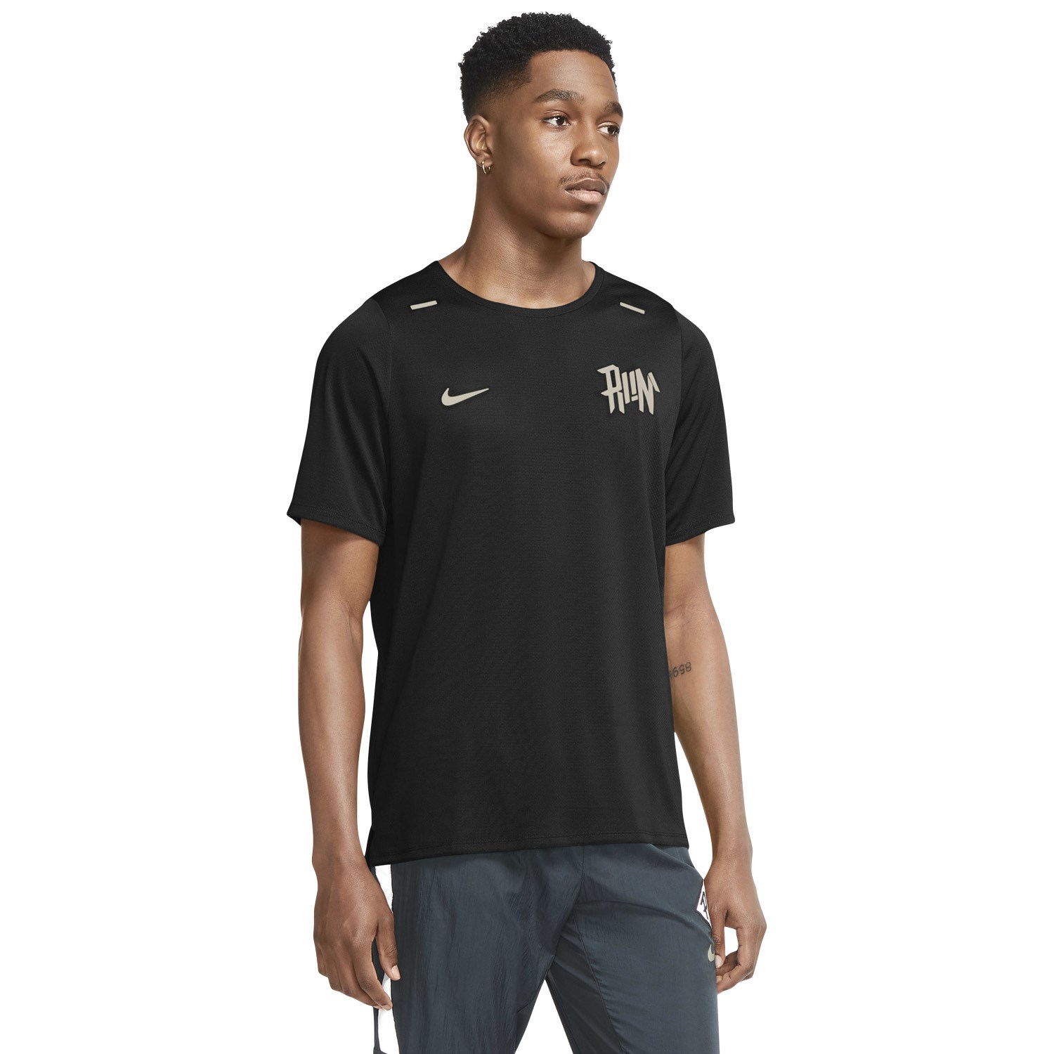 Nike Dri-Fit Rise 365 Wild Run Mens Running T-Shirt - Black/Light Bone/Reflective Silver