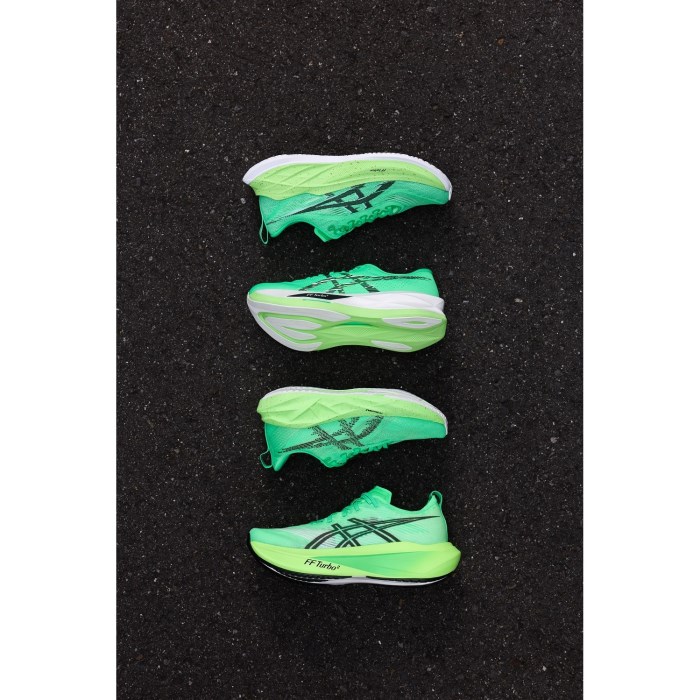 Asics Novablast 5 Ekiden - Mens Running Shoes - Vital Green/Black