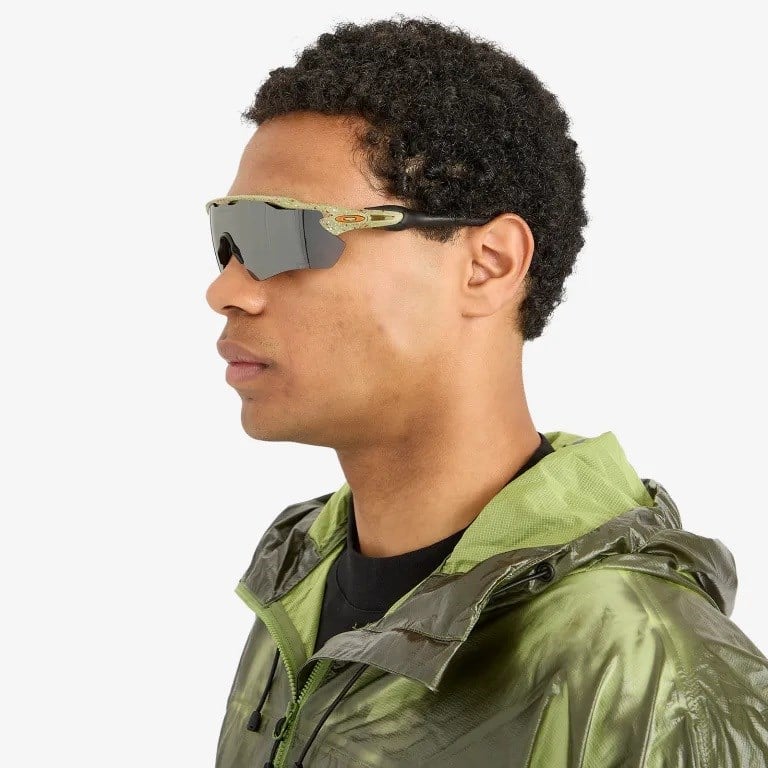 Oakley Radar EV Path Polarized - Unisex Sunglasses - Matte Fern Terrazzo/Prizm Black - image 5
