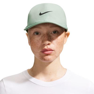 Nike Dri-Fit Club Unstructured Featherlight Running Cap