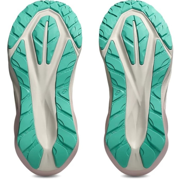 Asics NovaBlast 5 TR - Womens Running Shoes - Light Dust/Cacti