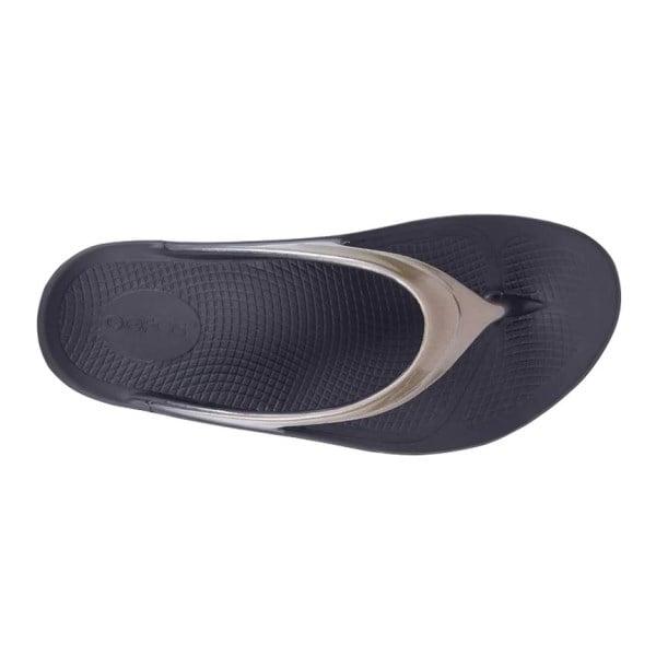 OOFOS OOlala Luxe - Unisex Recovery Thongs - Latte