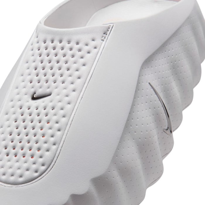 Nike Mind 001 Mule - Mens Slides - Light Smoke Grey/Chrome/Photon Dust