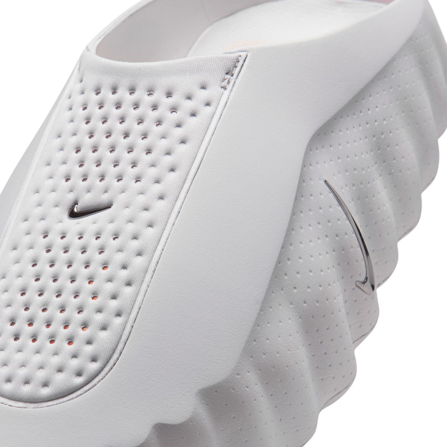 Nike Mind 001 Mule - Mens Slides - Light Smoke Grey/Chrome/Photon Dust