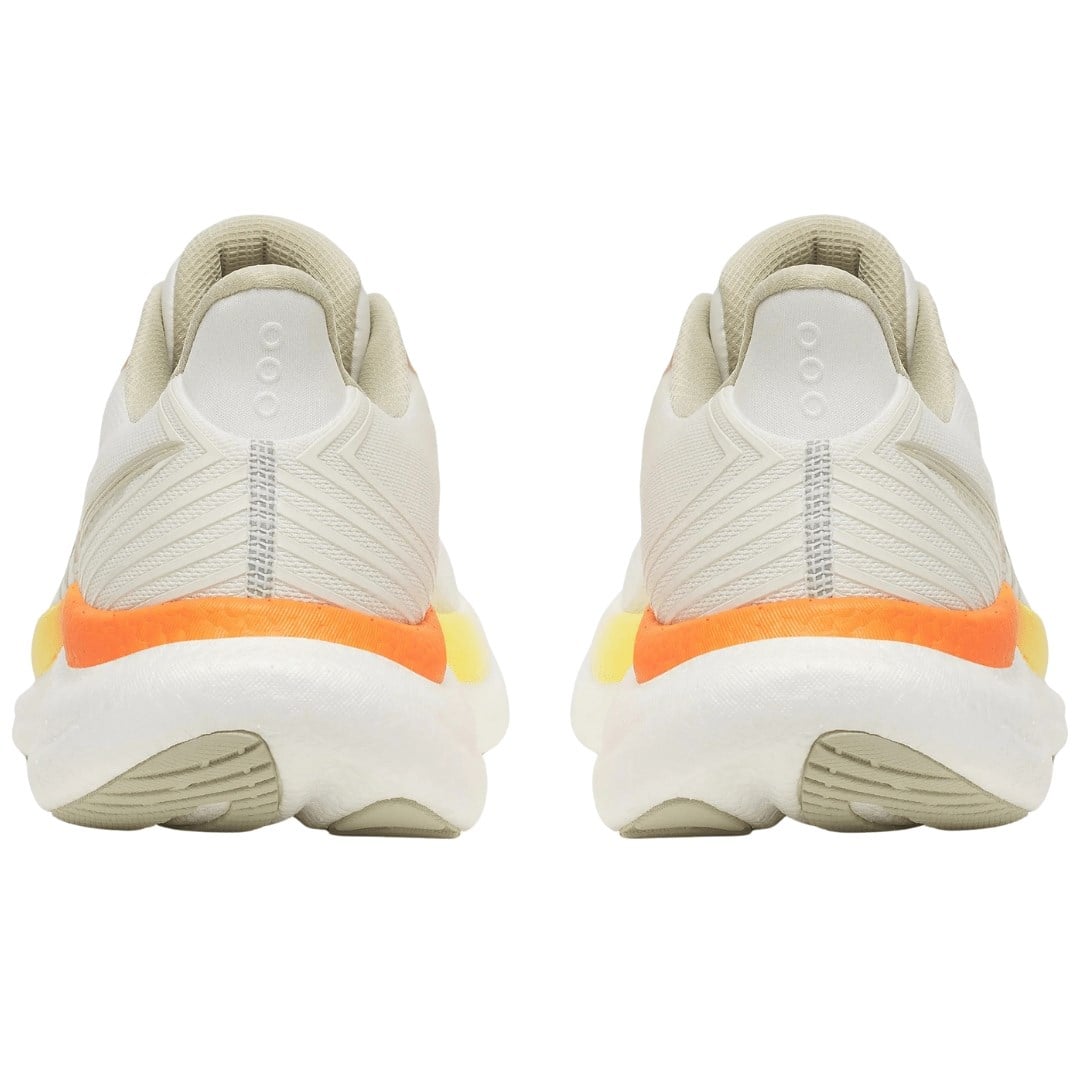 Saucony Triumph 23 - Mens Running Shoes - Ivory/Fire