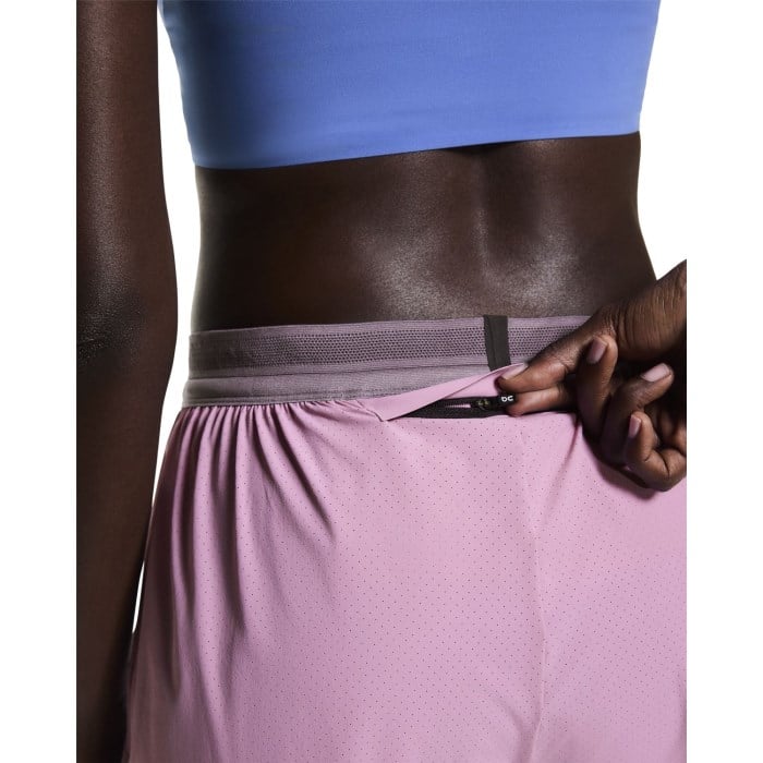 On Performance Womens 3 Inch 2-In-1 Running Shorts - Sakura Derberry
