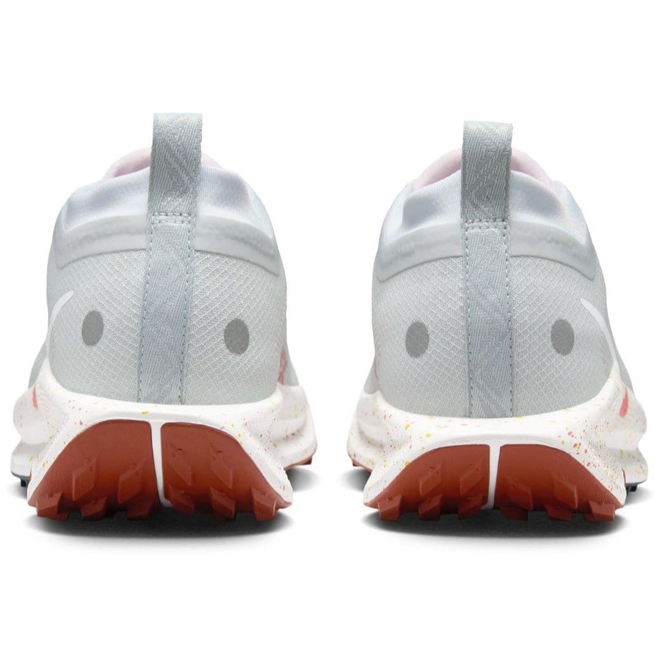 Nike Pegasus Trail 5 GTX - Womens Trail Running Shoes - Pure Platinum/White/Football Grey