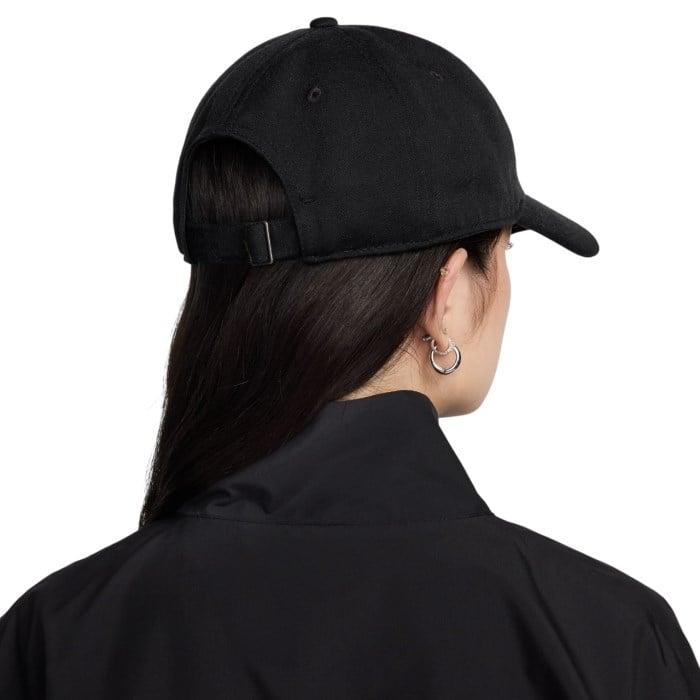 Nike Club Unstructured Swoosh Unisex Cap - Black/Sail