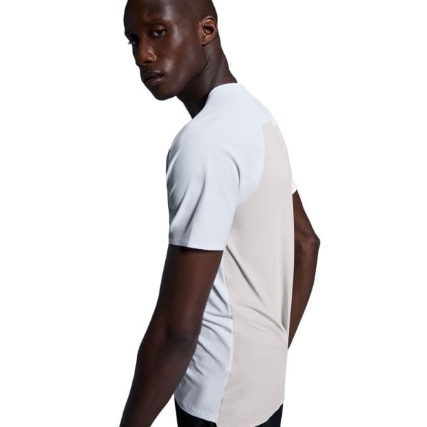 On Running Performance-T Mens Running T-Shirt - White/Silver