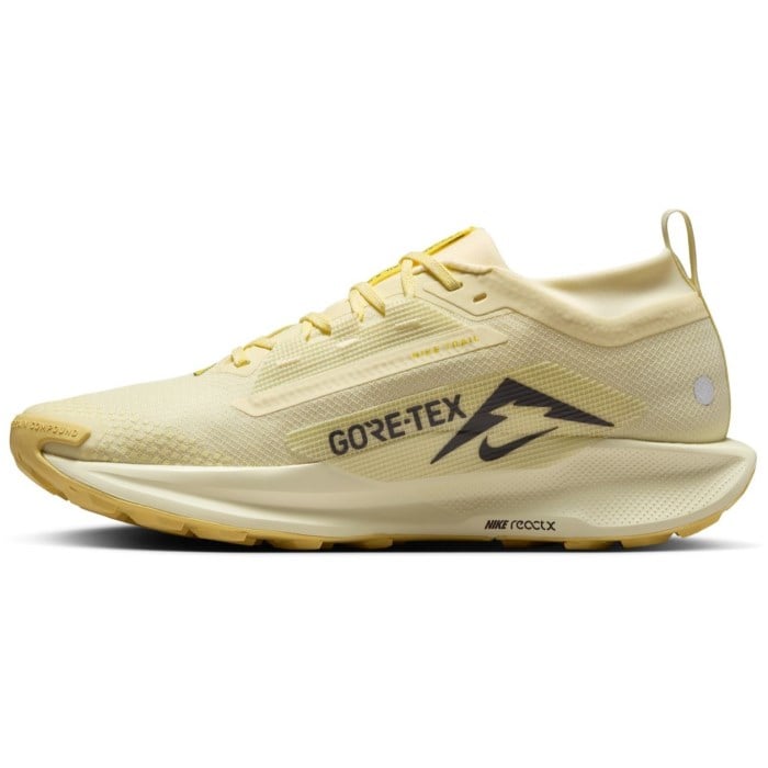 Nike Pegasus Trail 5 GTX - Mens Trail Running Shoes - Alabaster/Medium Ash/Saturn Gold