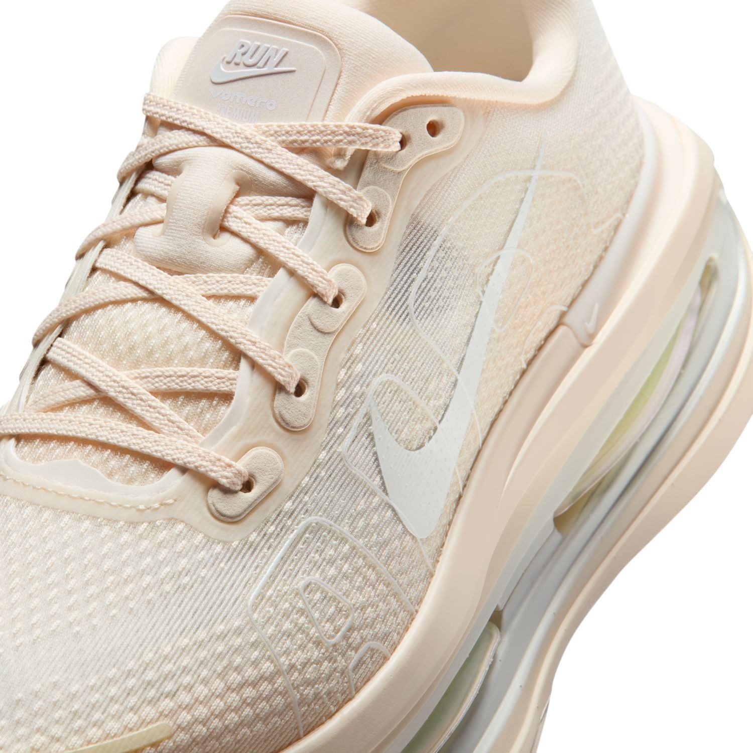 Nike Vomero Premium - Womens Running Shoes - Chalk/White/Pale Ivory/Summit White