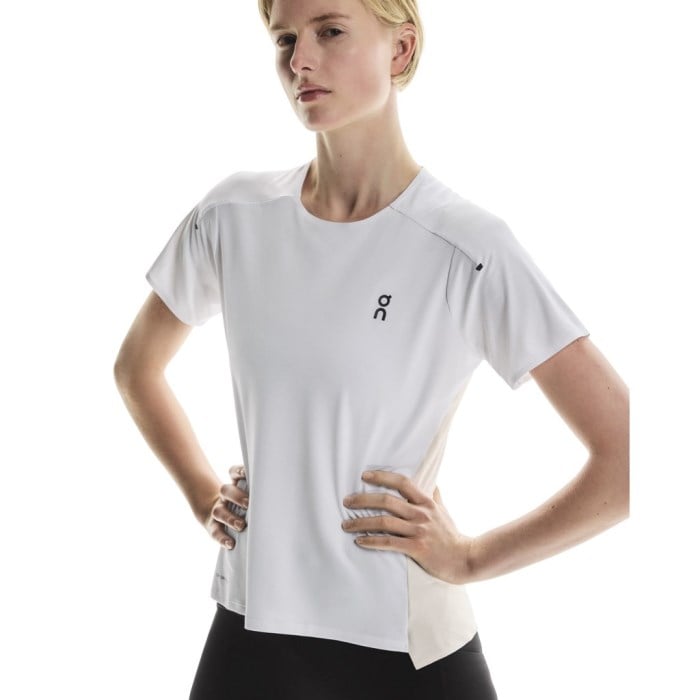 On Running Performance-T Womens Running T-Shirt - White/Silver
