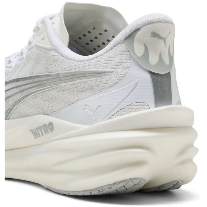 Puma Deviate Nitro 4 - Mens Running Shoes - Puma White/Feather Gray