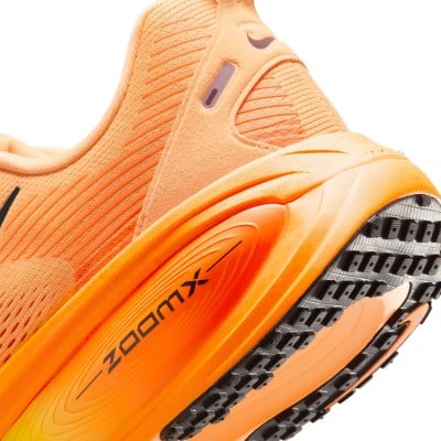 Nike Vomero 18 - Mens Running Shoes - Orange Chalk/Black/Total Oramge/Volt