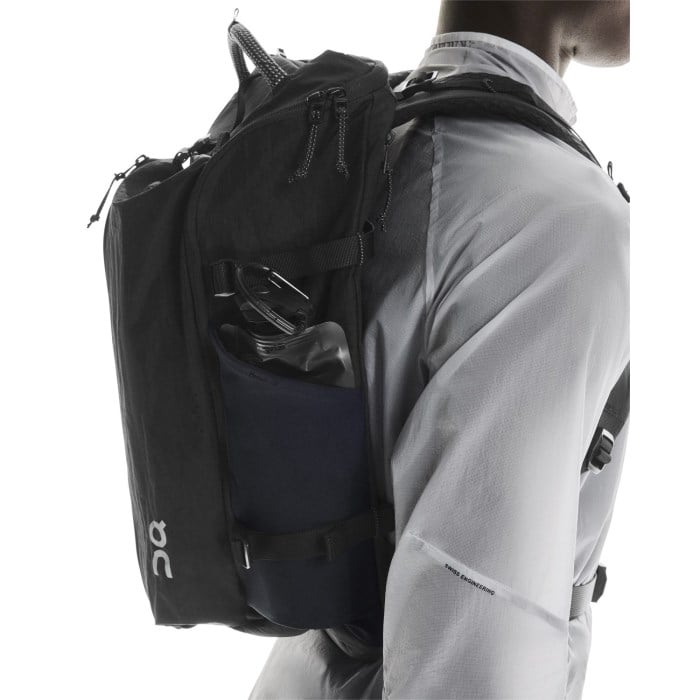On Speed Pack 30L - Black/Magnet
