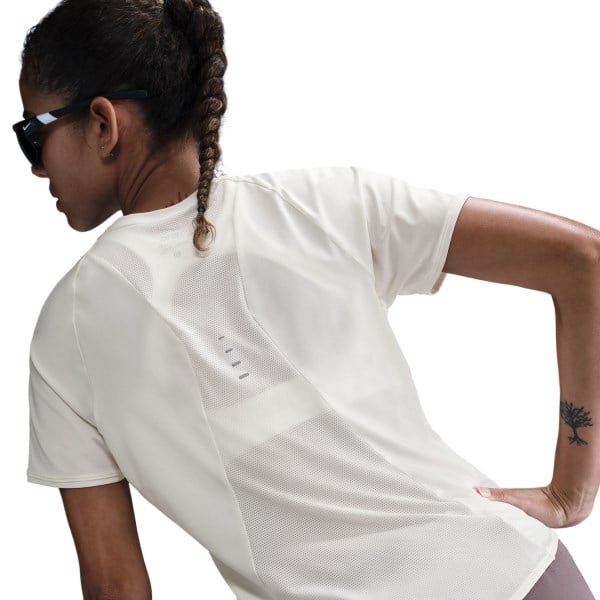 Nike Womens Aeroswift Short Sleeve Top - Sail/Reflective Silver