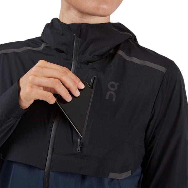 On Running Womens Weather Jacket - Black/Navy