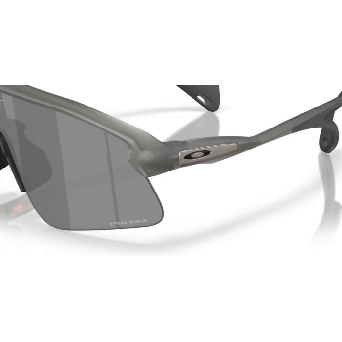 Oakley Stunt Devil - Unisex Sunglasses - Grey Smoke/Prizm Black
