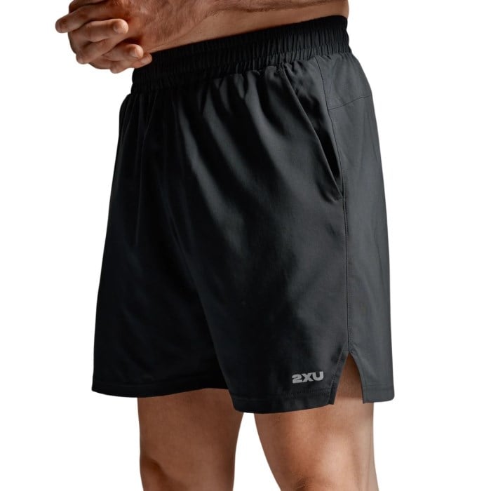 2XU Aero 7 Inch Mens Running Shorts - Black/Silver Reflective