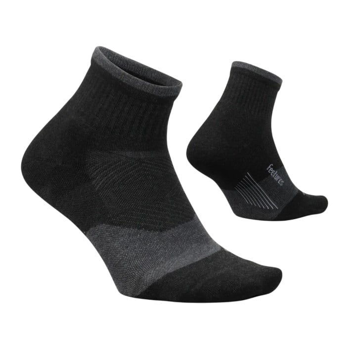 Feetures Trail Max Cushion Quarter Length Trail Running Socks - Charcoal