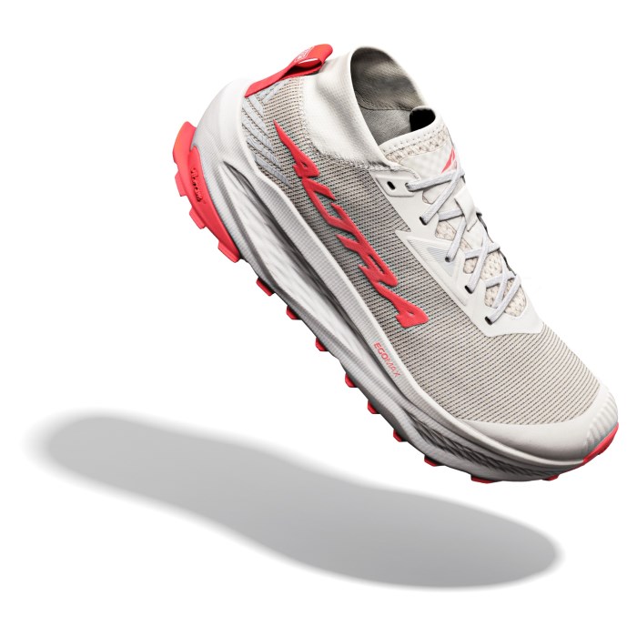 Altra Olympus 275 HiLo - Womens Trail Running Shoes - Vaporous Gray/Fiery Coral - image 6