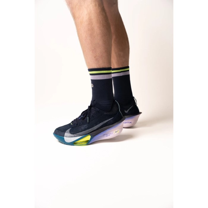 SHYU Quarter Crew Racing Socks - Midnight/Mauve/Neon