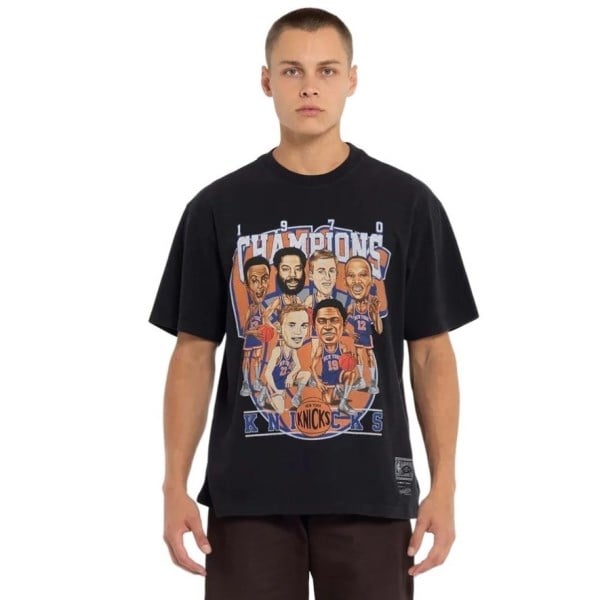 Mitchell & Ness New York Knicks 1970 Champs Caricature Mens Basketball T-Shirt - Black