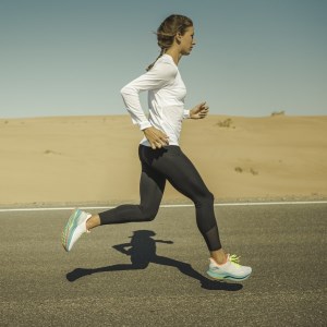 Saucony Endorphin Shift - Womens Running Shoes - White/Mutant