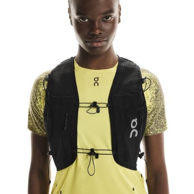 On Ultra Vest Pro with Flasks