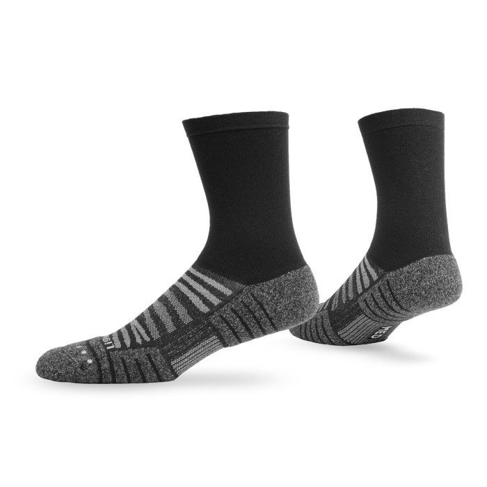 Lightfeet Performance Half Crew Unisex Running Socks - Black