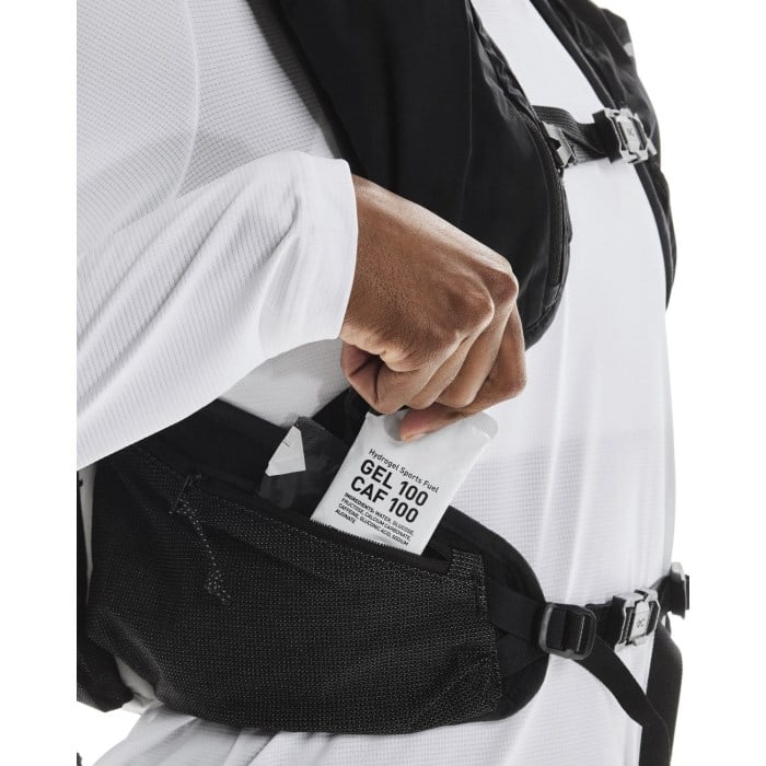 On Trail Pack 20L Backpack - White/Black