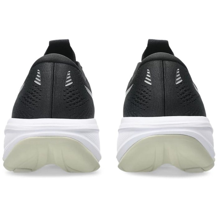 Asics Gel Cumulus 28 - Mens Running Shoes - Black/White