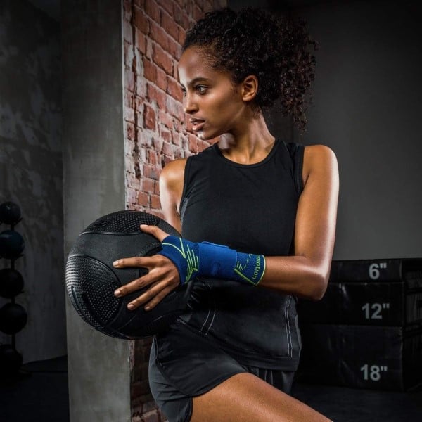 Medi Manumed Active E+motion Wrist Support - Blue/Green