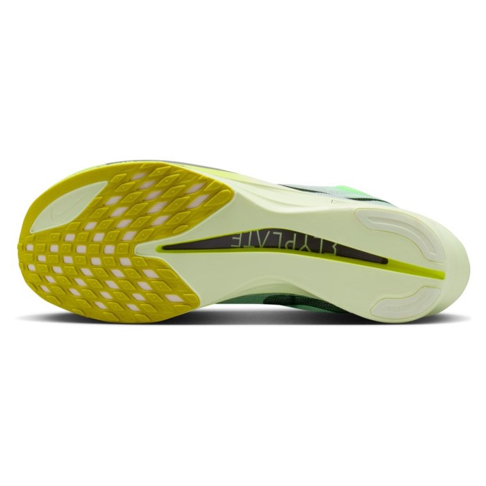 Nike Streakfly 2 - Mens Racing Shoes - Barely Green/Black Spruce/Volt Ice