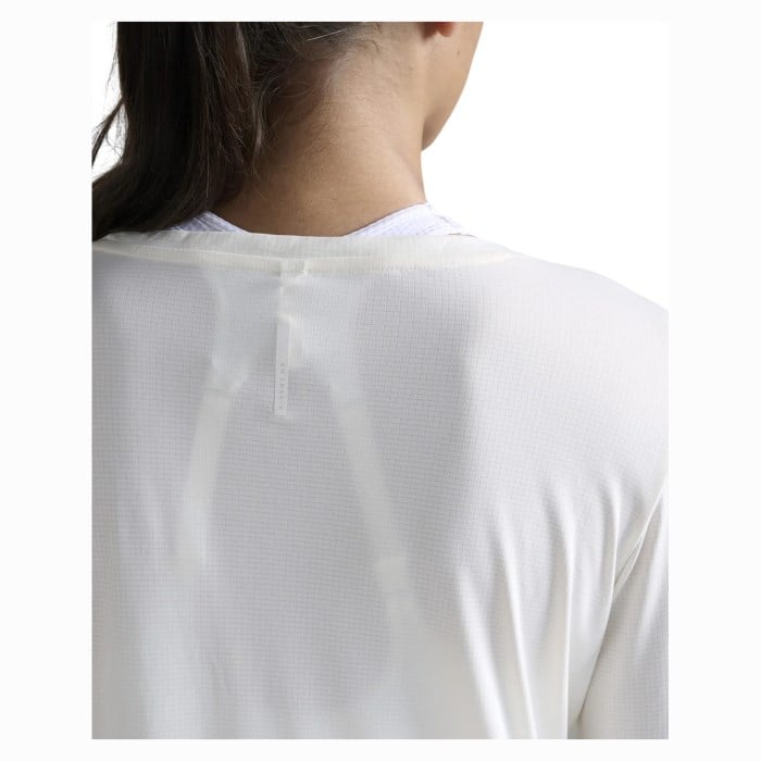 2XU Aero Trail Womens Long Sleeve Top - Chalk/White Reflective - image 6