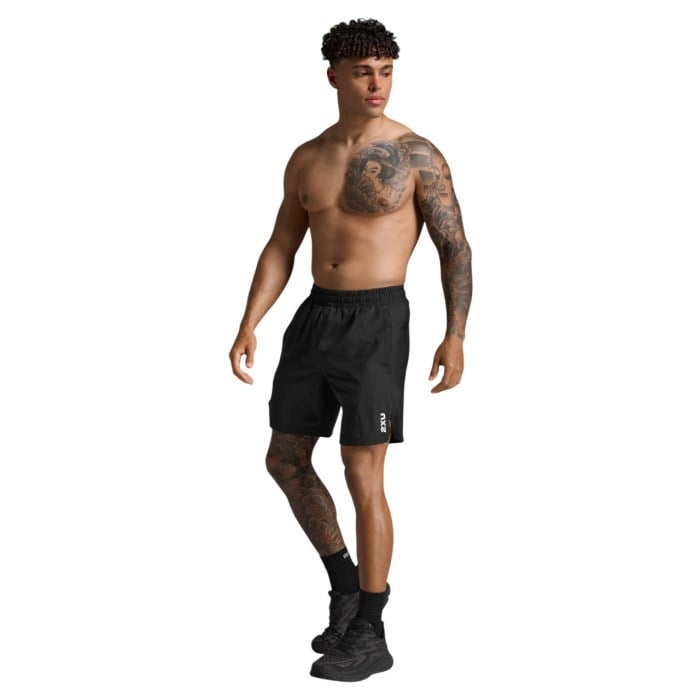 2XU Aspire Mens 7 Inch Shorts - Black/White